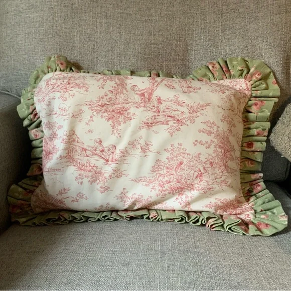 Pair of Rose Ruffled Off White & Pink Toile Pillows - Picture 3 of 12